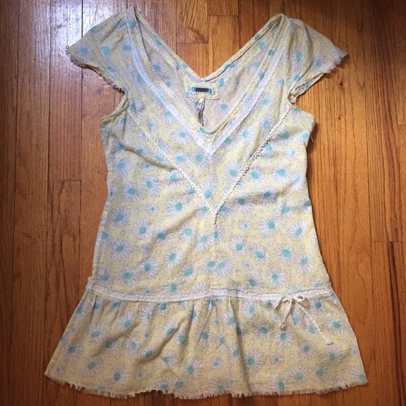 Free People Tops - Free People cotton blouse. Size 4.